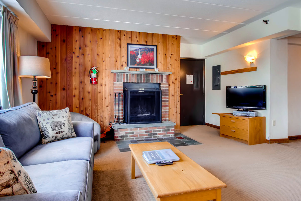 Picture of the Living Room from one of our Rentals at the Mountain Green Killington VT Resort.