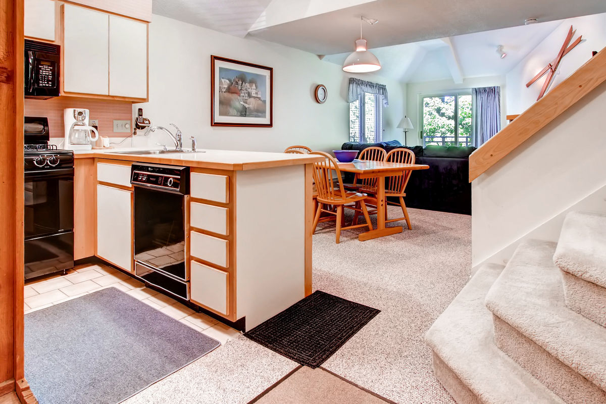 Kitchen and Dining Set in One of our Vacation Rentals in Killington, VT